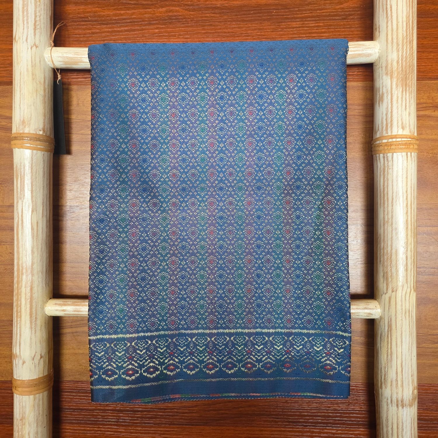 Pethpetai woven Textile/Fabric - Blue