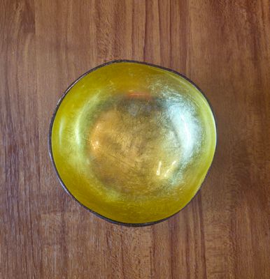 Glazed coconut shell - Yellow
