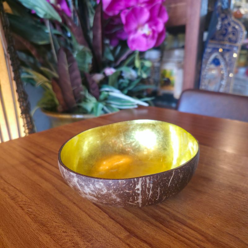 Glazed coconut shell - Yellow