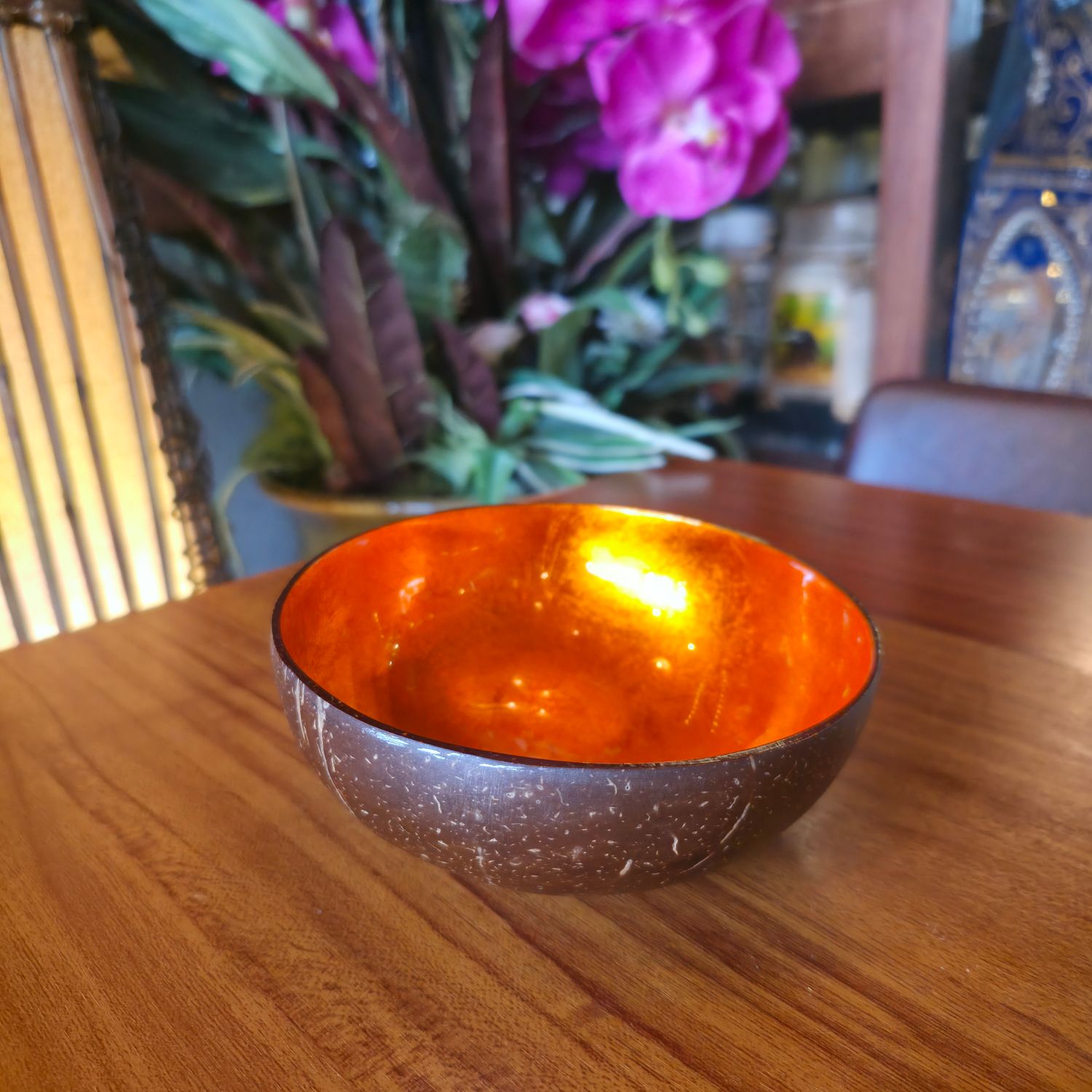 Glazed coconut shell - Orange