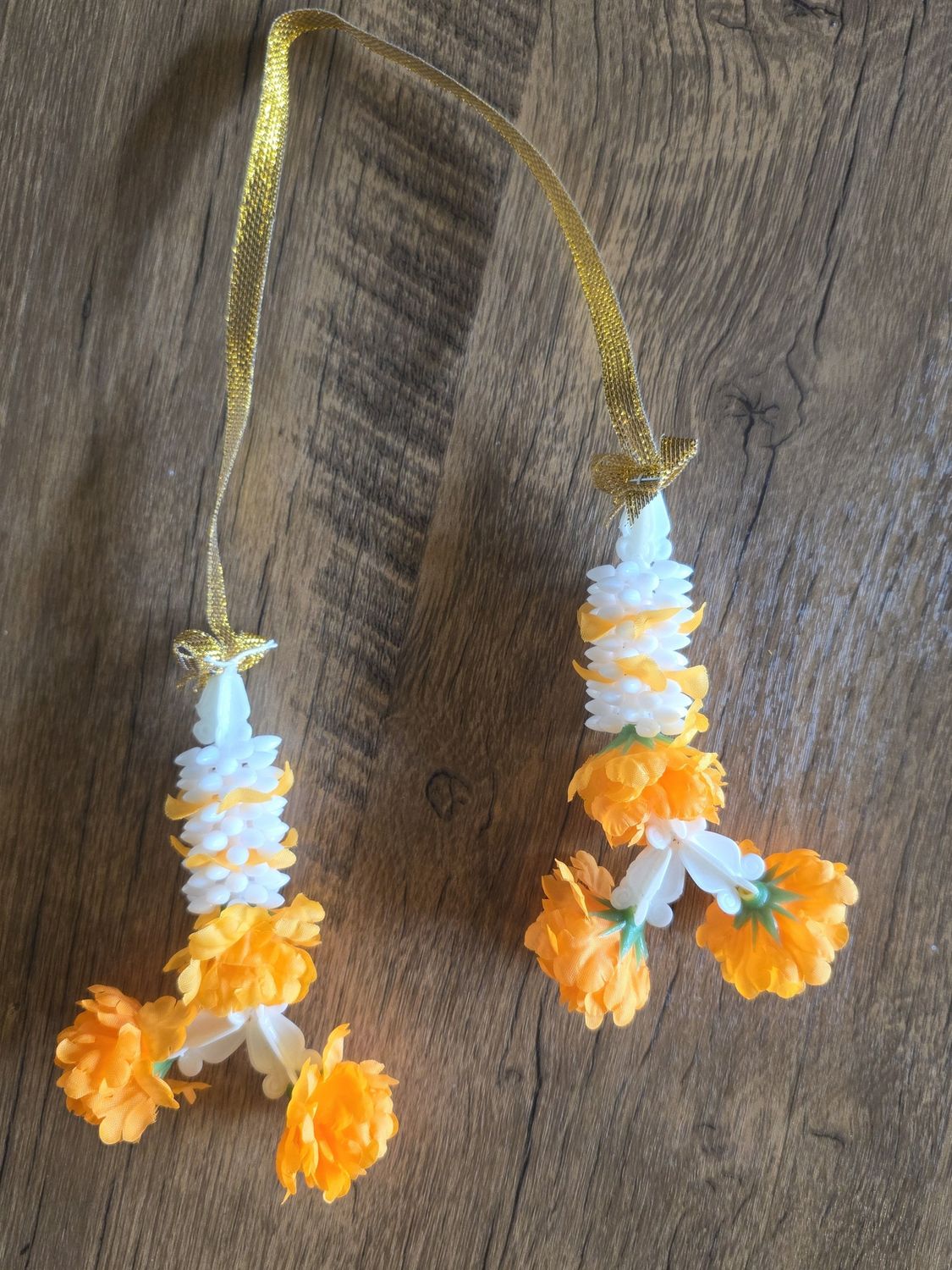 Thai Buddhist Garland - Small Linear