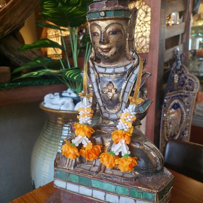 Thai Buddhist Garland - Small Linear