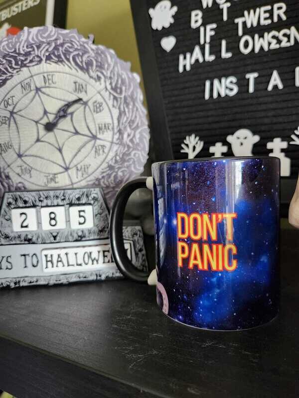 Don&#39;t Panic Mug