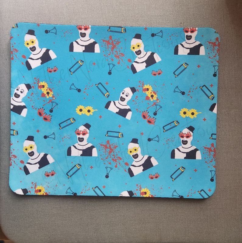 Art the Clown Pattern Mouse pad
