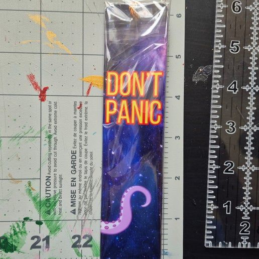 Don&#39;t Panic plastic bookmark