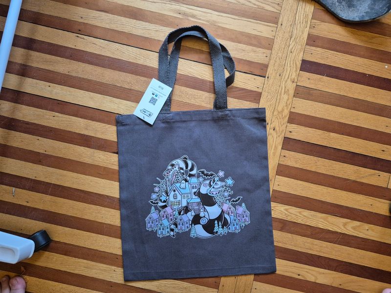 Sandworms Tote Bag