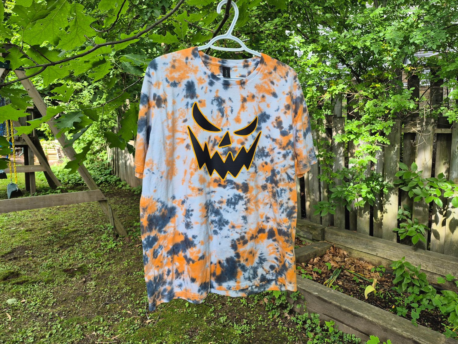 Jack O&#39; Lantern Tie Dye T-Shirt