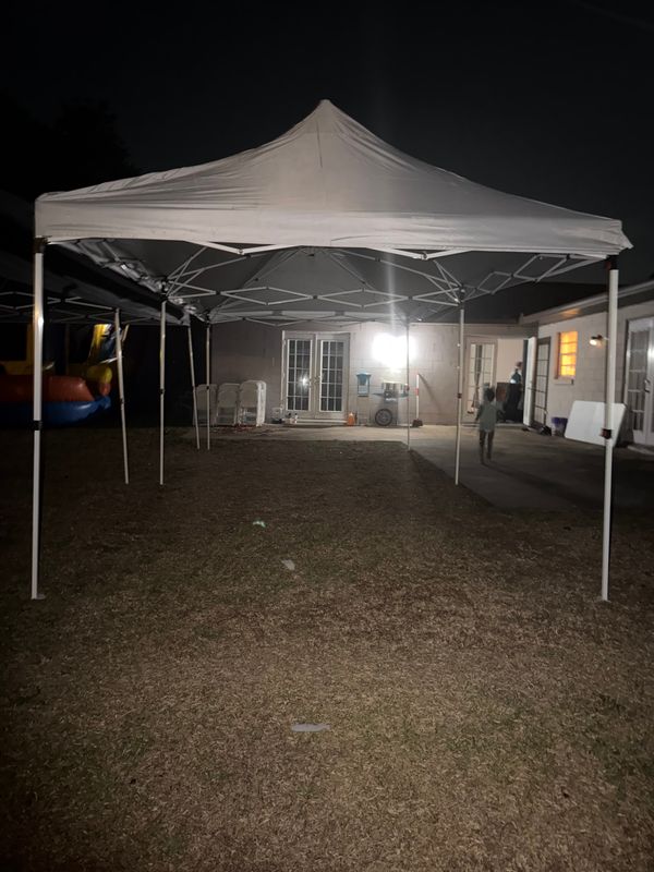 10x20 tent