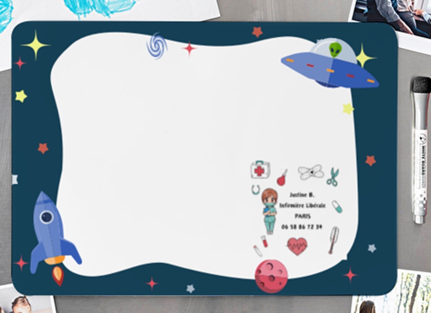TABLEAU MAGNETIQUE FUSEE ENFANT PERSONNALISE ET PERSONNALISABLE  IDEL  VENDU AVEC 2 FEUTRES EFFACABABLES