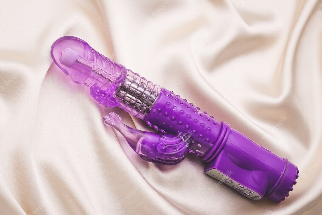 Brand New Women&#39;s Purple Rabbit Vibrator.