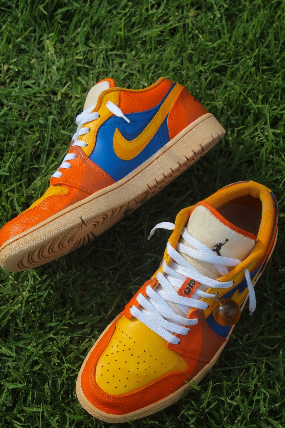 Air Jordan Low Kakarots