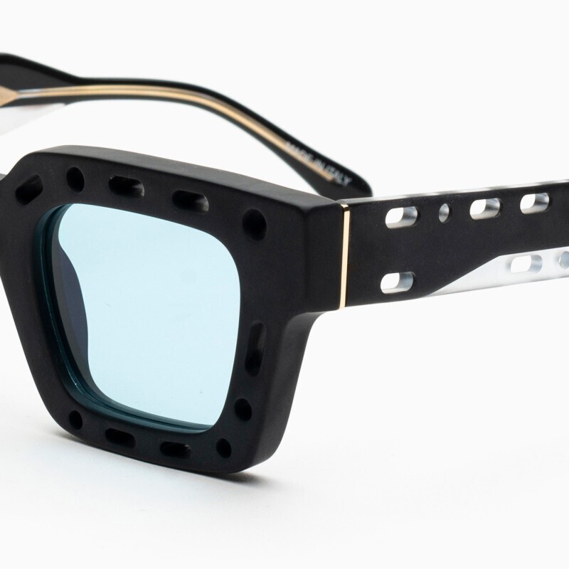 BustOut WILLIAM MATTE BLACK