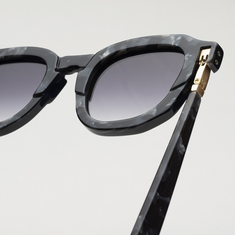 BustOut TWIST TWO BLACK STRIPED - BLACK