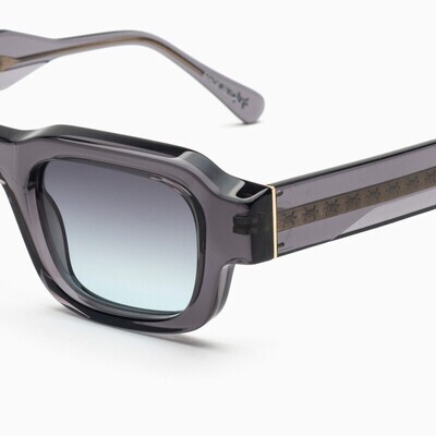 BustOu GEORGE CRYSTAL GRAY