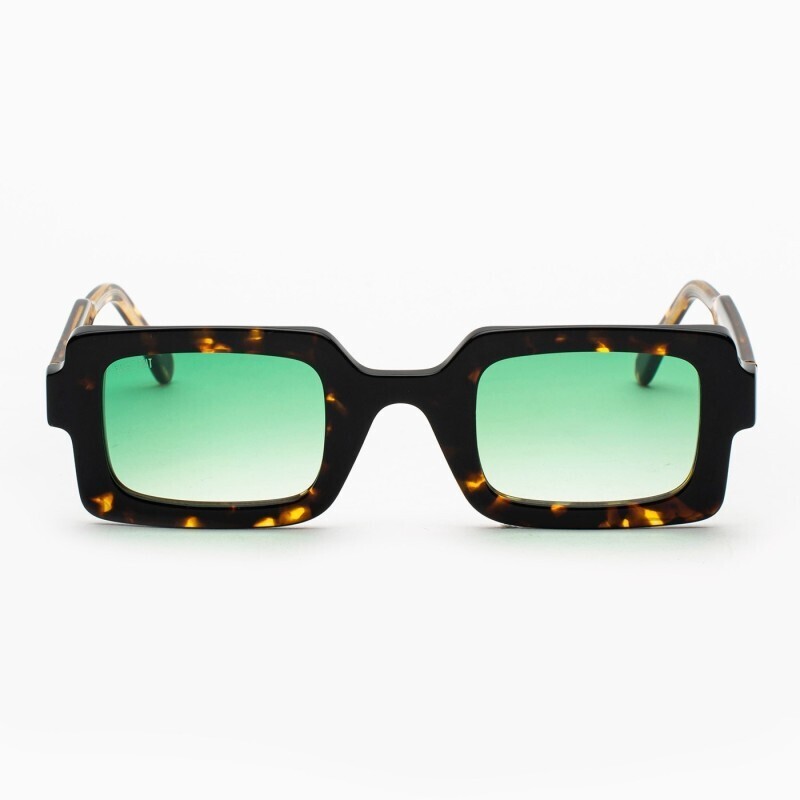 BustOut MAVERIK TORTOISE