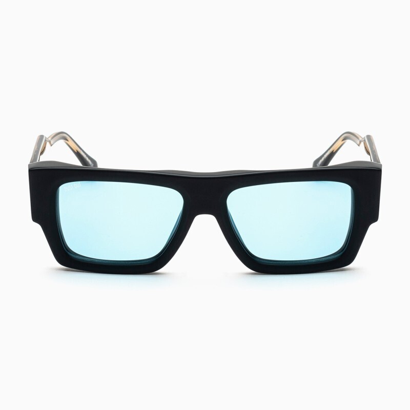 BustOut OSCAR MATT BLACK