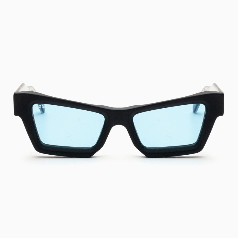 BustOut SCARLETT MATT BLACK