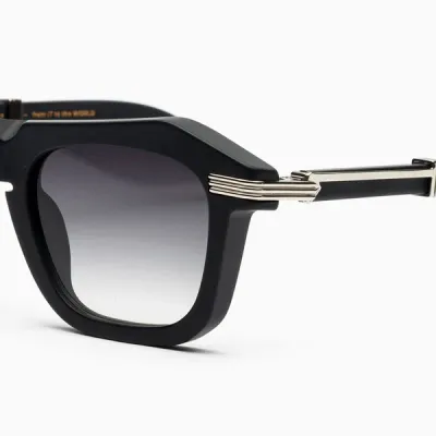 BustOut SAM SILVER - MATTE BLACK