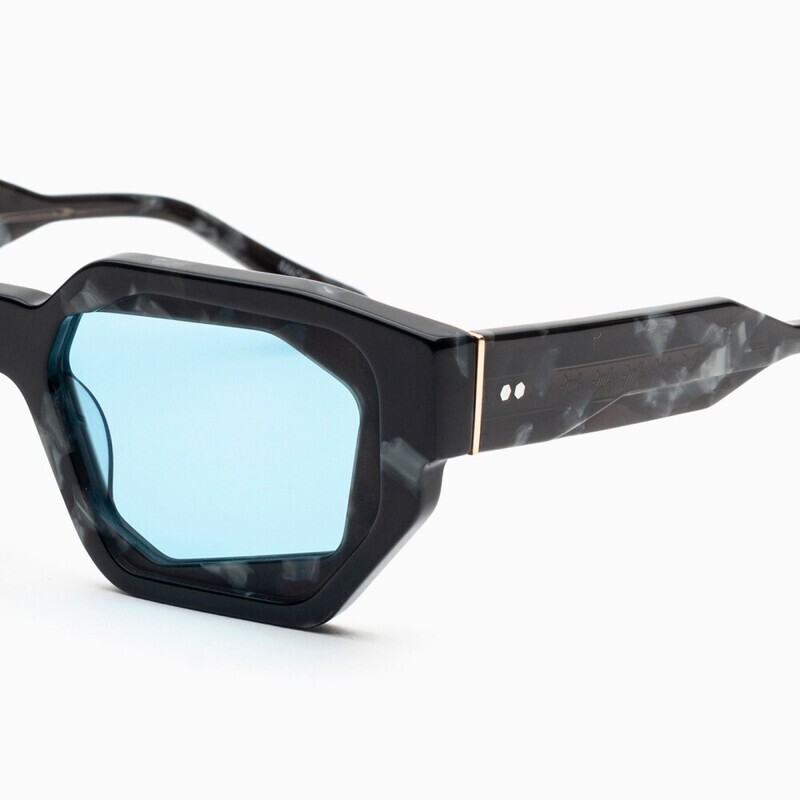 BustOut COLIN STRIPED BLACK