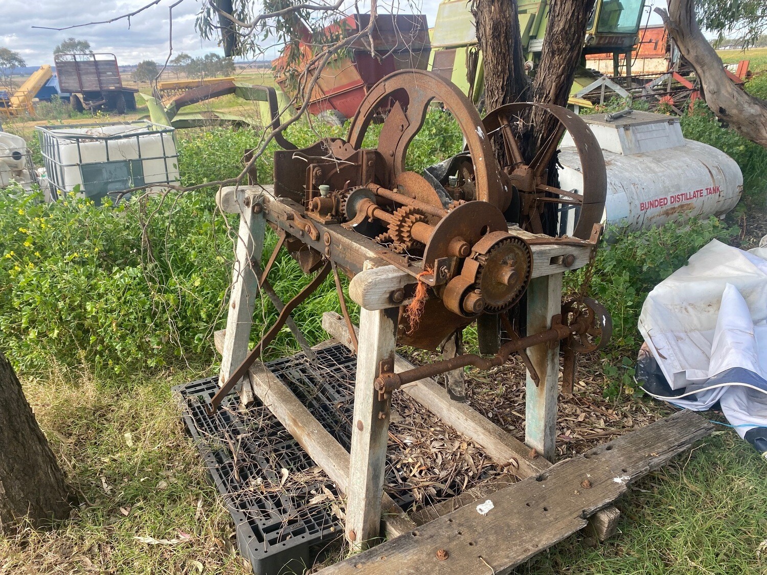 Antique chaff cutter