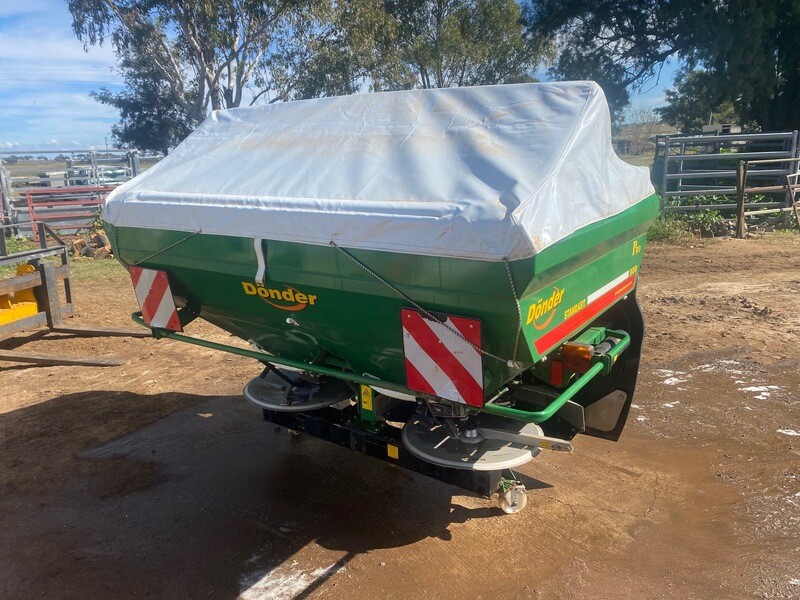 Donder Spreader 1500lit