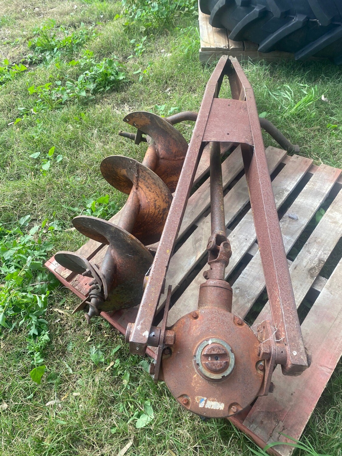 Napier post hole digger