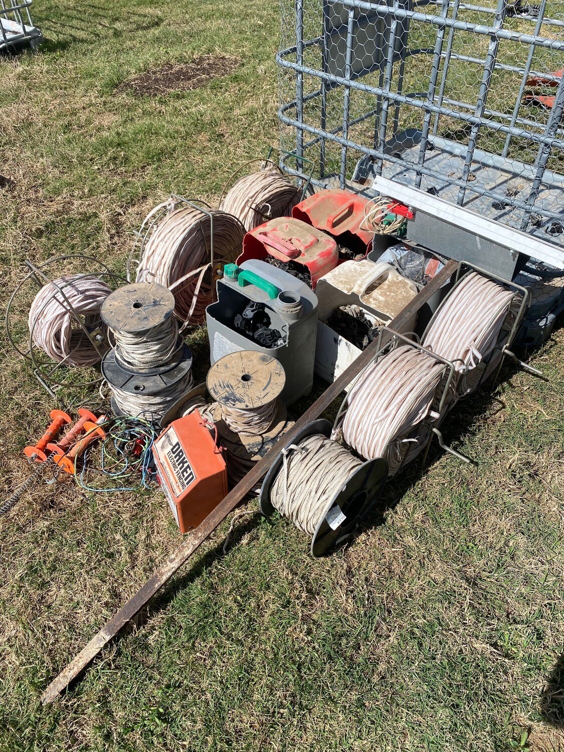 Electric fence kit