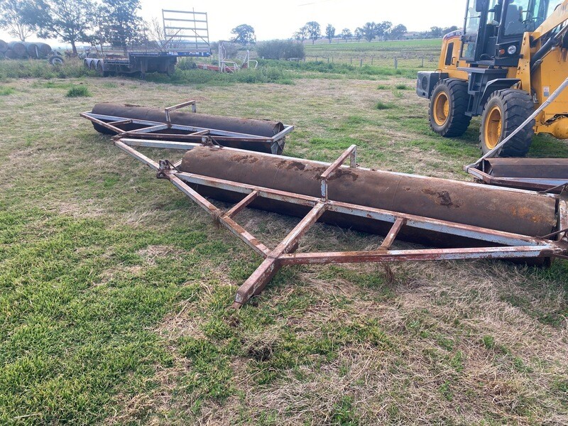 Triple steel land roller