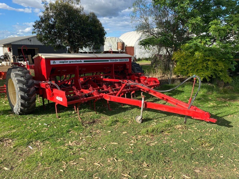 Napier Grasslands 422 Trash Seeder