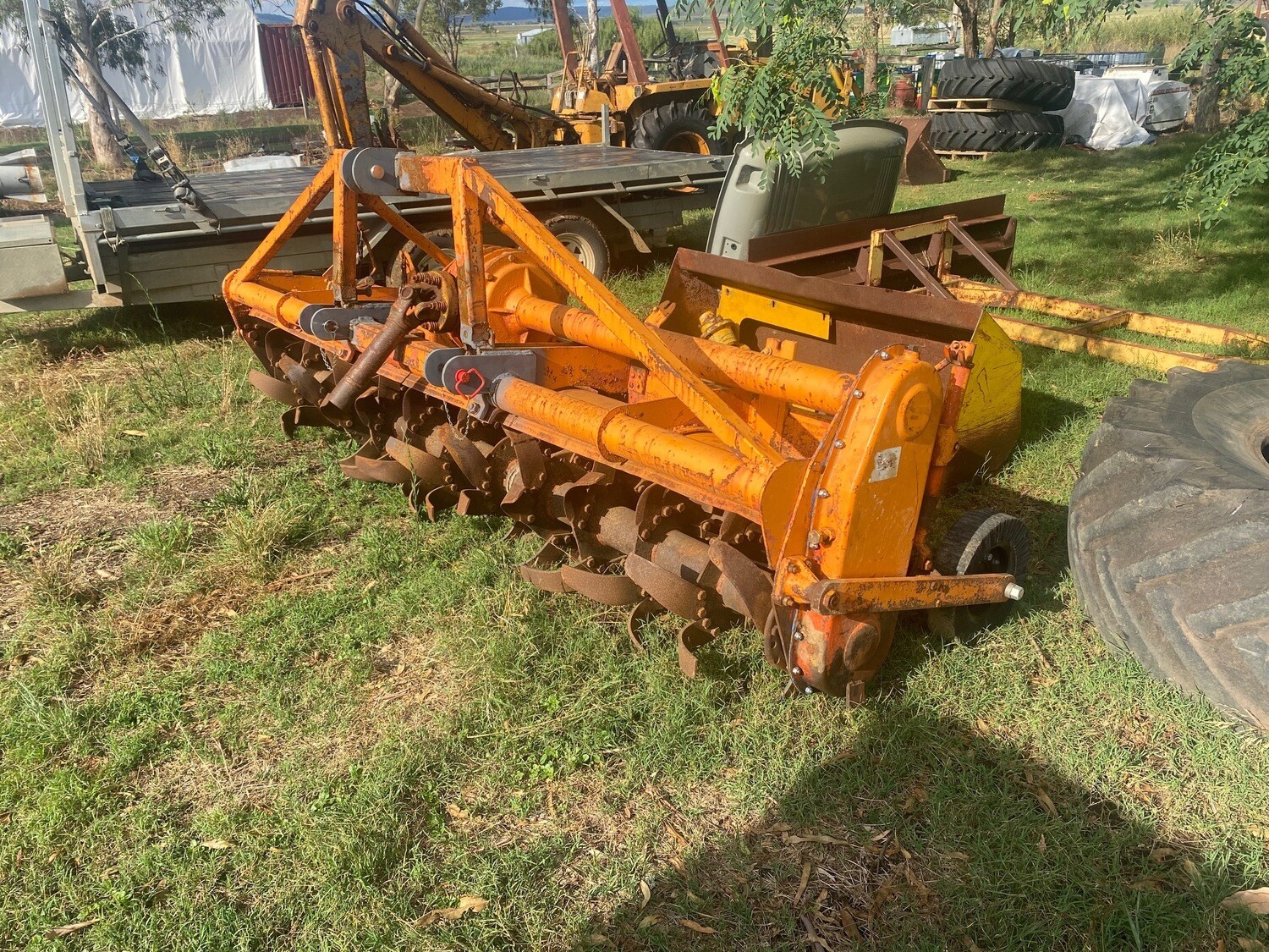 Howard HR40A/300S Rotary hoe