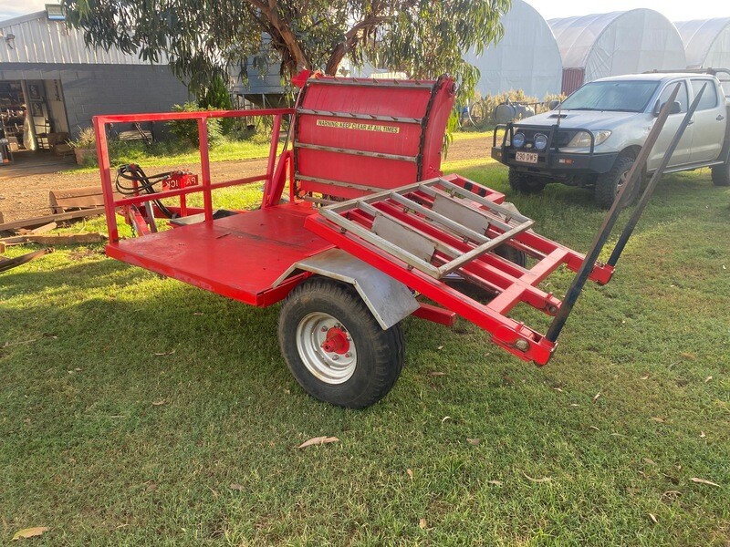 WMI PA-MICK Hay and Silage feeder
