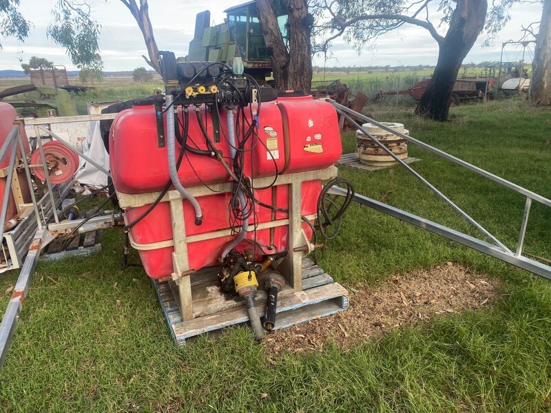 Silvan Sprayer 800lit 16m boom
