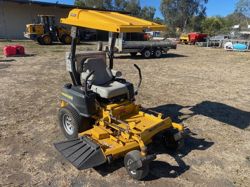 ​Hustler X-One zero turn commercial mower