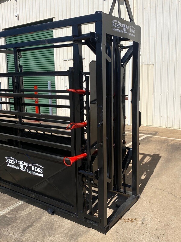 Beef Boss "Mulga" Cattle Crush