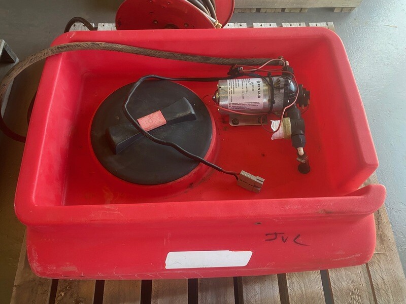 Silvan Ute Pack w/JetPro gun