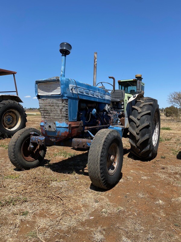 ​Ford 5000 tractor
