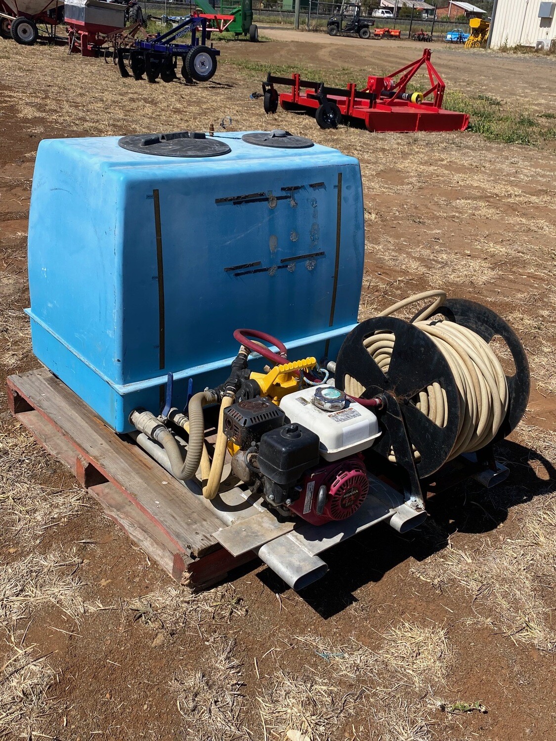 ​Dual tank herbicide sprayer/fire unit