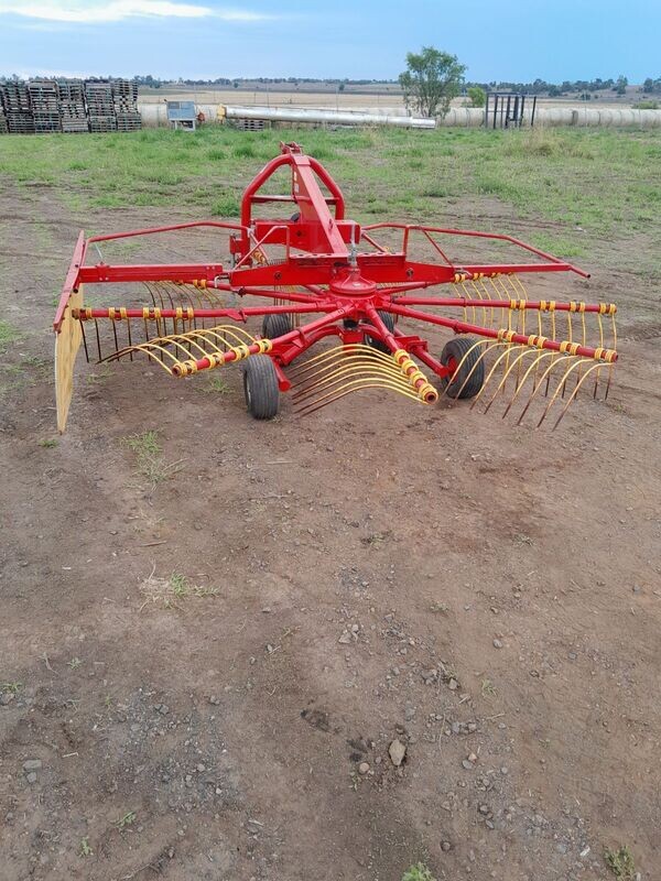 Farmliner Star 350-9 Rotary Hay Rake