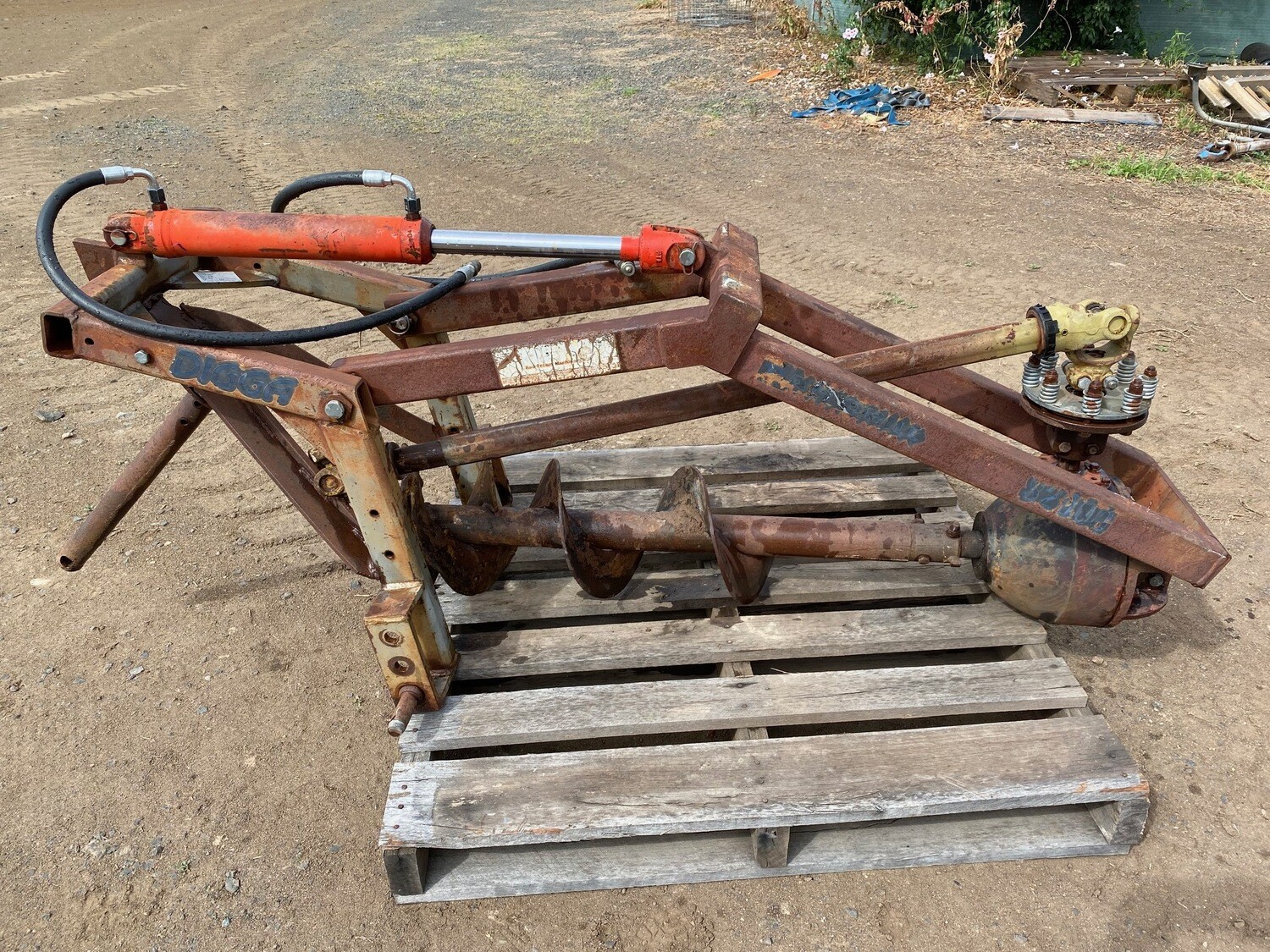 Digga Ramdrill post hole digger