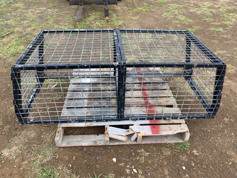 Ute dog cage