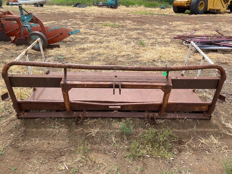 Tractor Carry-all (Large) G016