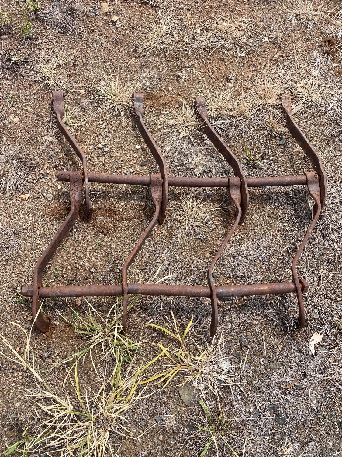Stump jump harrows (G020)