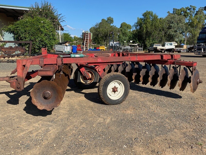 International 3-5 28 plate offsets