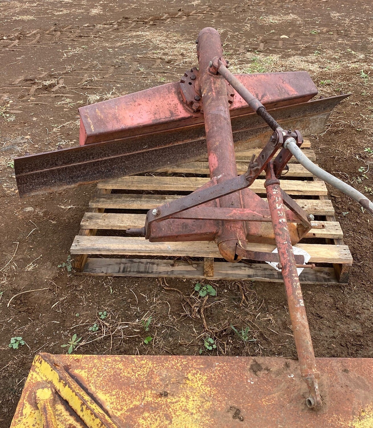 Massey Ferguson Grader Blade  (G070)