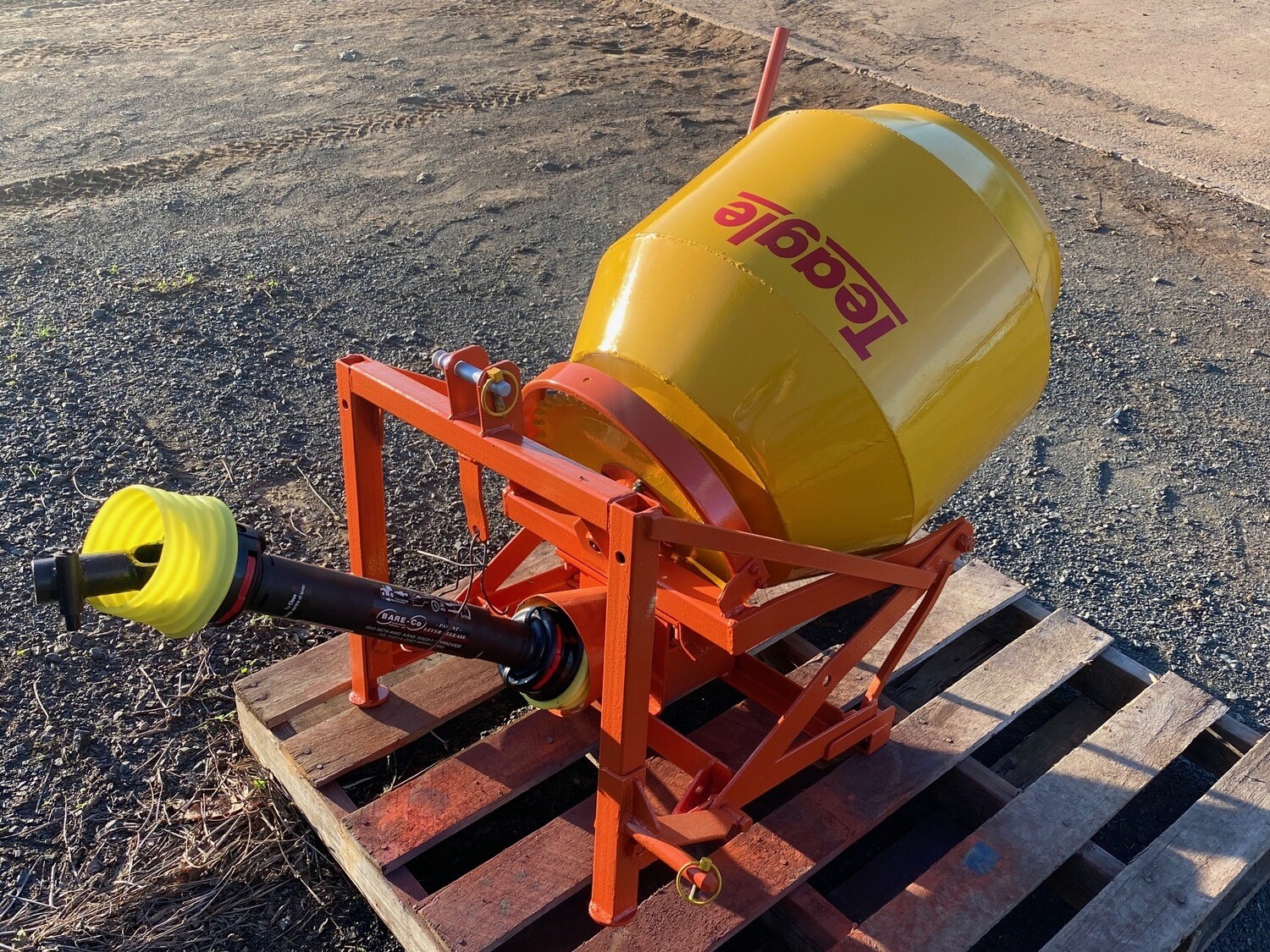 Teagle tractor cement mixer