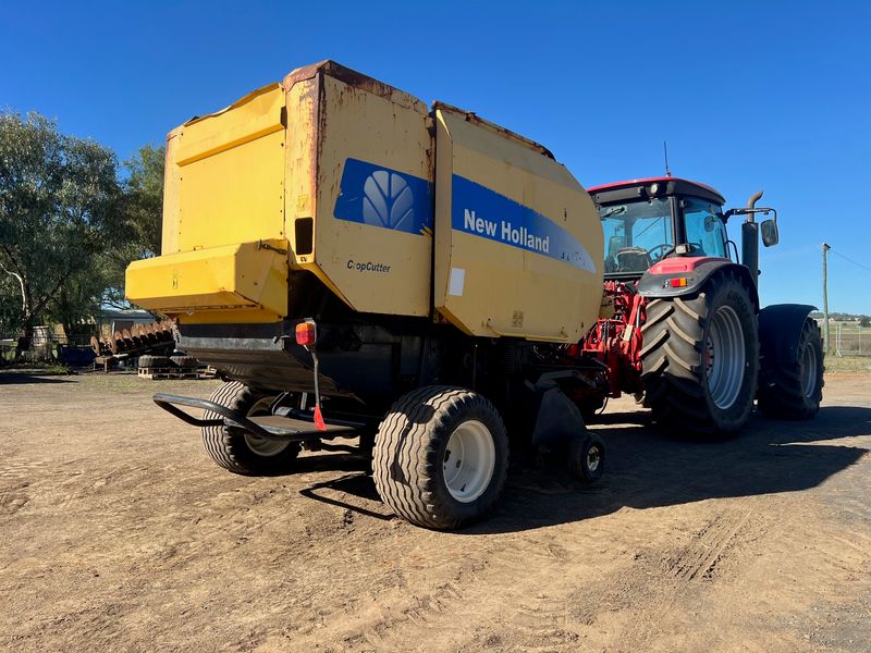 New Holland BR7060 Crop cutter round baler