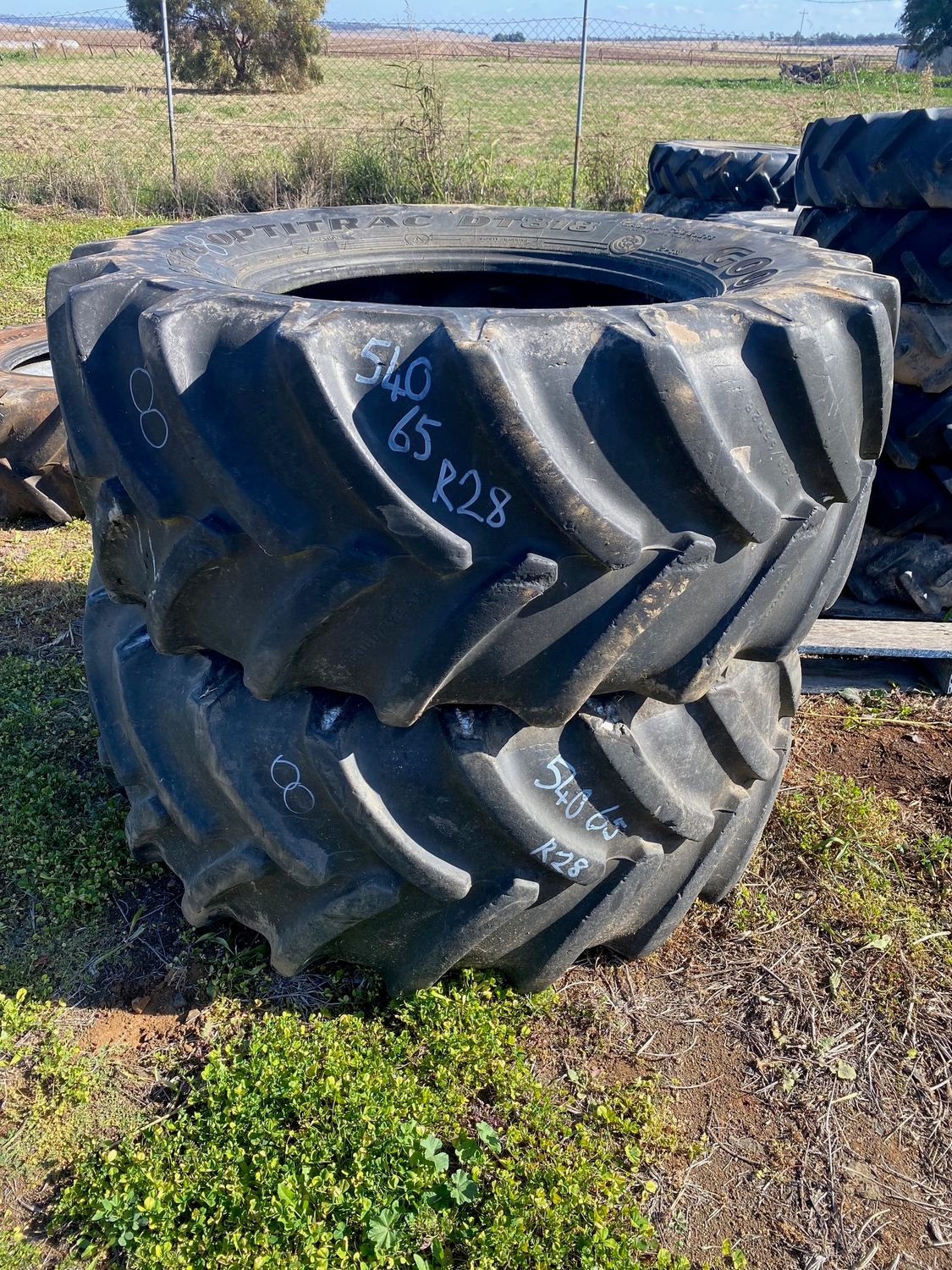 Tractor Tyre 540/65 R28