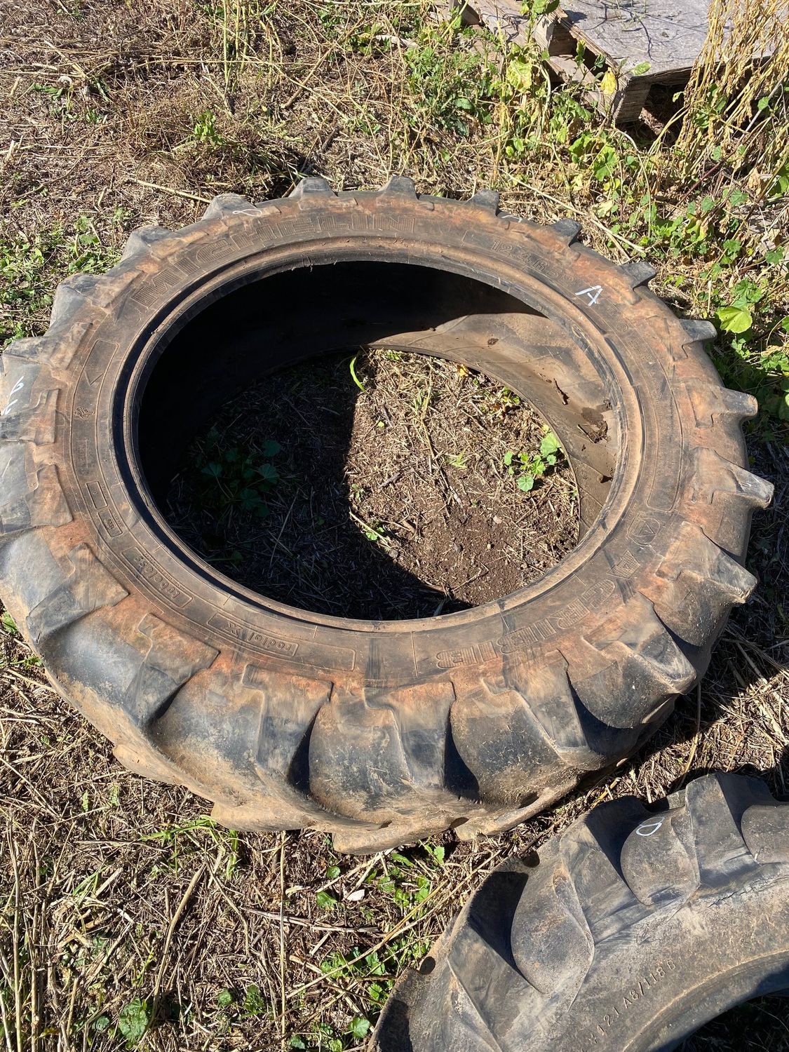 Tractor Tyre 12.4 R32