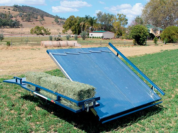 Muller 15 bale hay Accumulator