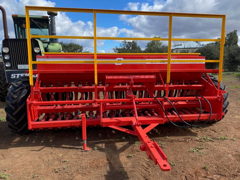 Duncan 734 Multi-Seeder